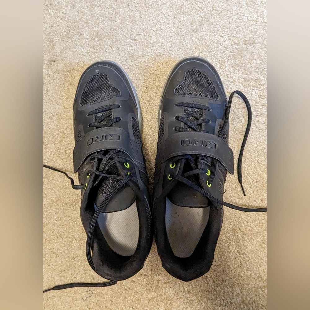 Giro casual cycling shoes